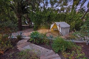 Dos Palos by Avantstay Mod Hollywood Sanctuary