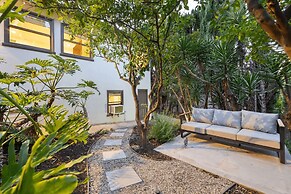 Dos Palos by Avantstay Mod Hollywood Sanctuary