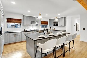 Dos Palos by Avantstay Mod Hollywood Sanctuary