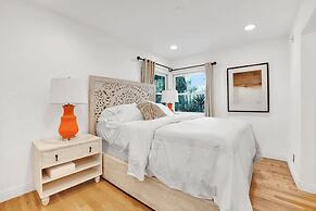 Dos Palos by Avantstay Mod Hollywood Sanctuary