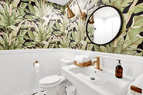 Dos Palos by Avantstay Mod Hollywood Sanctuary