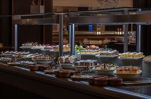 GoldenEye Hotel & Casino