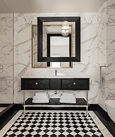 GoldenEye Hotel & Casino