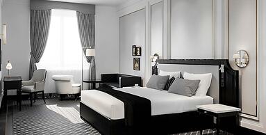 GoldenEye Hotel & Casino