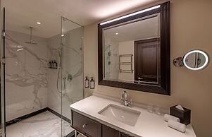 GoldenEye Hotel & Casino