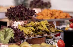 GoldenEye Hotel & Casino