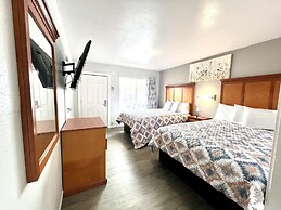 Royal Gateway Motel By OYO