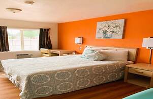 Royal Gateway Motel By OYO