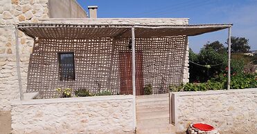 Little Beach Cottage