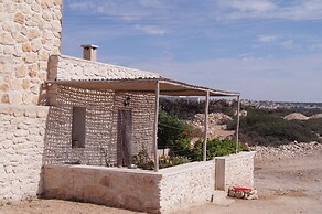 Little Beach Cottage