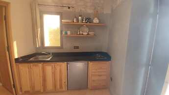 Little Beach Cottage