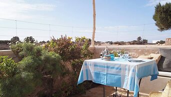 Little Beach Cottage