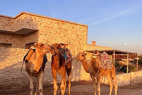 Little Beach Cottage