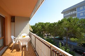 Luminous Apartment Just Next to the Beach