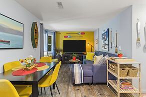 Rayleigh River Retreat - Garden Oasis