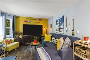 Rayleigh River Retreat - Garden Oasis