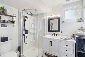 Rayleigh River Retreat - Garden Oasis