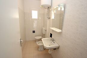 Bibione Getaway one Bedroom Flat With AC