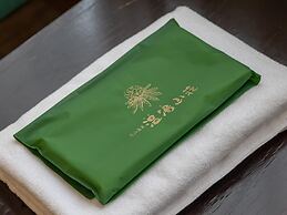 Hanayama Onsen Nuruyusanso Tabist