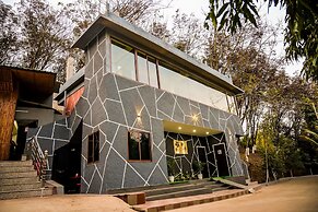 Aranya The Merian Resort