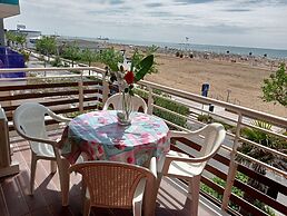 Enjoy the sea From our Relaxing Flat