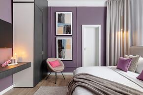 Flowers in Wonderland by HOLT