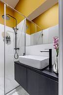 Flowers in Wonderland by HOLT