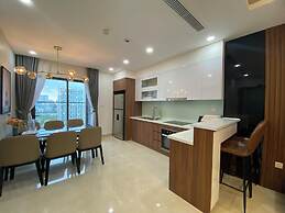 Asahi Luxstay - Golden Park  Apartments