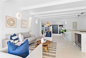 Edgewater Collection by Stay Noosa