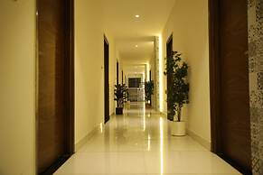 Rajathadri Royal Inn