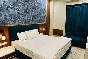 Hotel Ratnam Palace