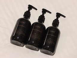 HOTEL Tomiya with M's