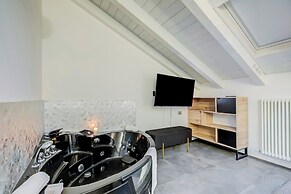 Loft & Jacuzzi