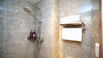 Serveyou Hotel - Free Airport Pickup Service & Free Canton Fair Shuttl