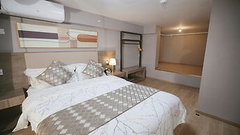 Serveyou Hotel - Free Airport Pickup Service & Free Canton Fair Shuttl