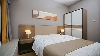 Serveyou Hotel - Free Airport Pickup Service & Free Canton Fair Shuttl