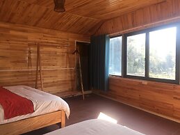 Tropical Riverside Homestay