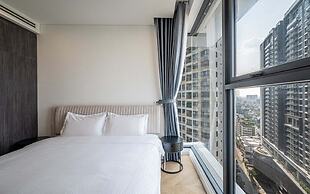 The LUMIERE Riverside Residence