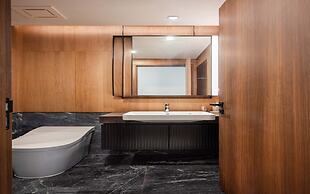 The LUMIERE Riverside Residence