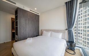 The LUMIERE Riverside Residence