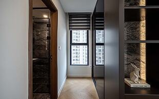 The LUMIERE Riverside Residence