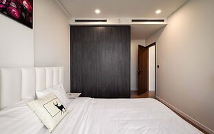 The LUMIERE Riverside Residence