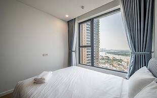 The LUMIERE Riverside Residence