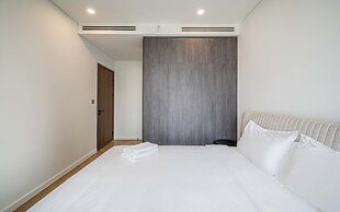 The LUMIERE Riverside Residence