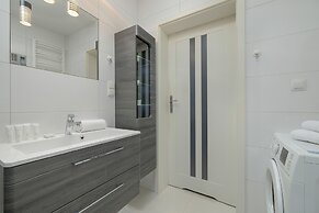 Apartment With Garden by Renters