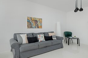 Apartment With Garden by Renters