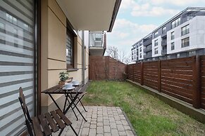Apartment With Garden by Renters