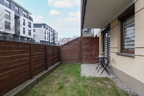 Apartment With Garden by Renters