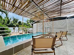 GAO Phala beachfront hostel & pool villa