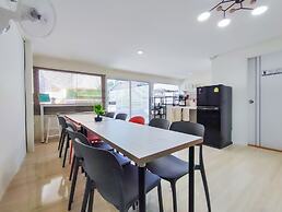 GAO Phala beachfront hostel & pool villa